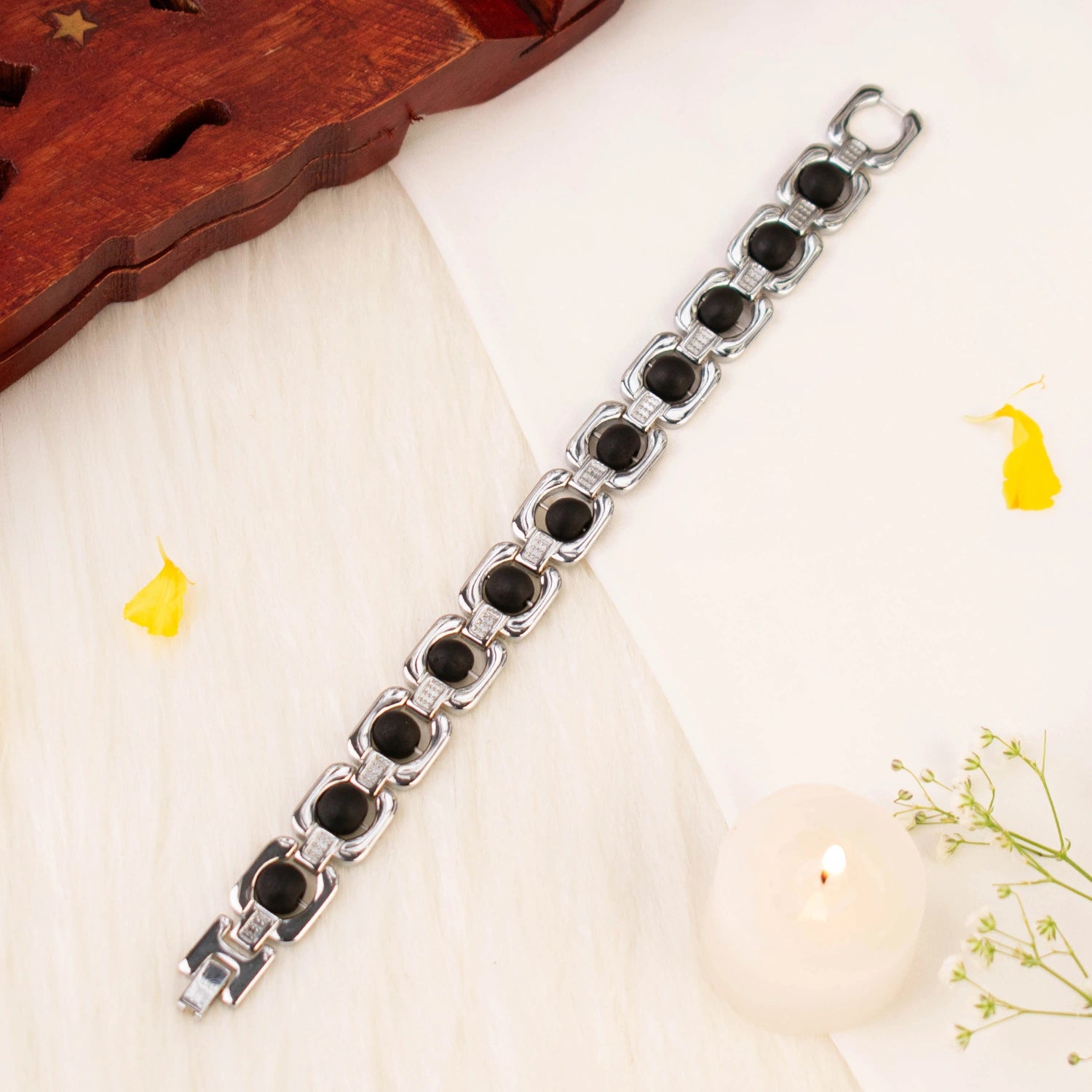 Metal Karungali Bracelet - Silver