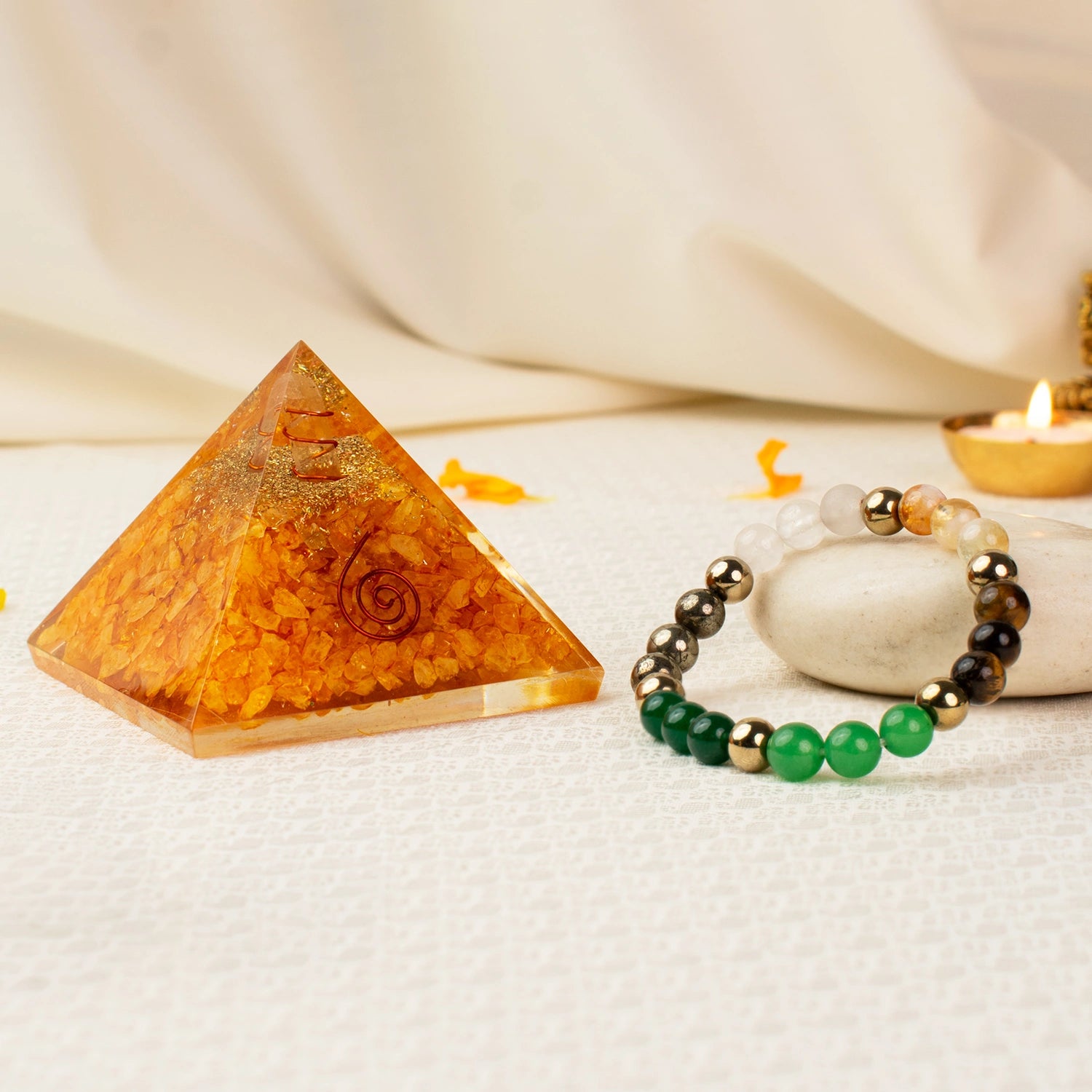 Vyapar Samriddhi Combo - Dhan Yog Bracelet with Citrine Pyramid
