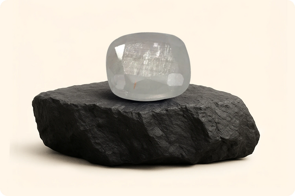 Reasons why White Pukhraj is Best For You?